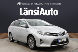 Toyota Auris vaihtoauto