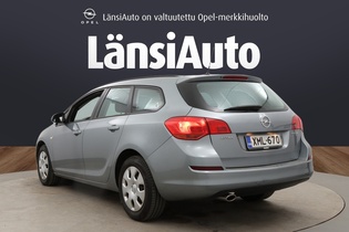Opel Astra vaihtoauto