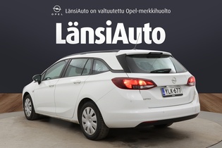 Opel Astra vaihtoauto