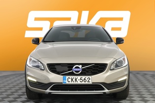 Volvo S60 Cross Country vaihtoauto