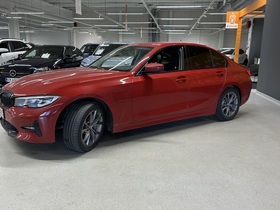 BMW 330 vaihtoauto