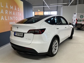 Tesla Model Y vaihtoauto