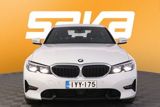 BMW 330 vaihtoauto