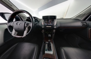 Toyota Land Cruiser vaihtoauto