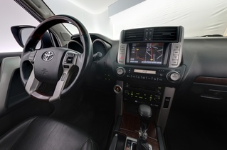 Toyota Land Cruiser vaihtoauto