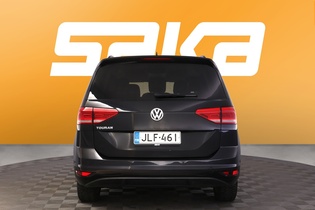 Volkswagen Touran vaihtoauto