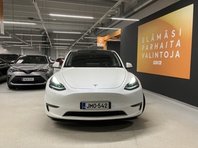 Tesla Model Y vaihtoauto