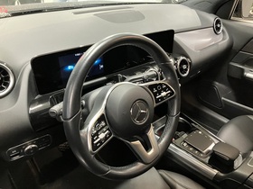 Mercedes-Benz GLA vaihtoauto