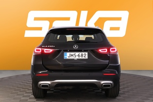 Mercedes-Benz GLA vaihtoauto