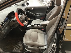 Hyundai IONIQ electric vaihtoauto