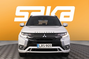 Mitsubishi Outlander PHEV vaihtoauto