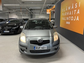 Toyota Yaris vaihtoauto