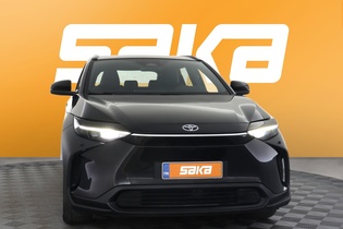 Toyota bZ4X vaihtoauto