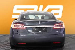 Tesla Model S vaihtoauto
