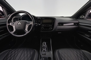 Mitsubishi Outlander PHEV vaihtoauto