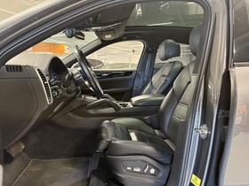 Porsche Cayenne vaihtoauto