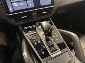Porsche Cayenne vaihtoauto