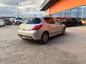 Peugeot 308 vaihtoauto