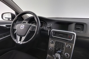 Volvo V60 Cross Country vaihtoauto