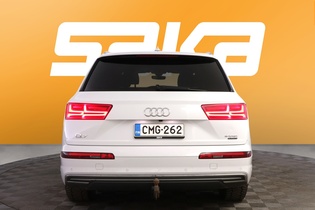 Audi Q7 vaihtoauto