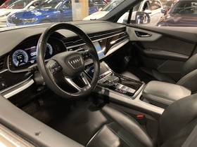 Audi Q7 vaihtoauto