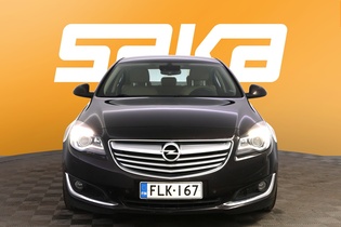 Opel Insignia vaihtoauto