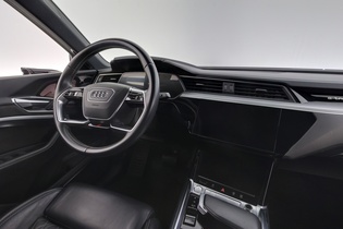 Audi e-tron vaihtoauto