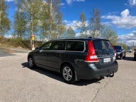 Volvo V70 vaihtoauto
