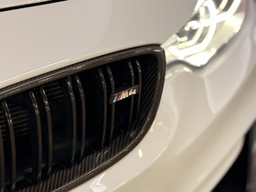 BMW M4 vaihtoauto