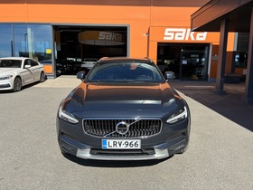 Volvo V90 Cross Country vaihtoauto