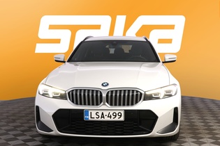BMW 330 vaihtoauto
