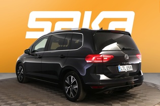 Volkswagen Touran vaihtoauto