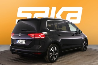 Volkswagen Touran vaihtoauto