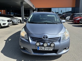 Toyota Verso vaihtoauto