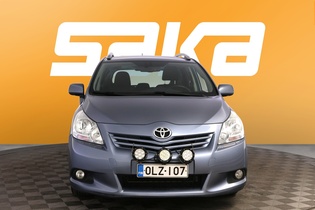 Toyota Verso vaihtoauto