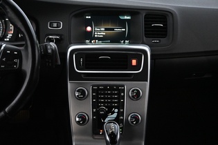 Volvo V60 Cross Country vaihtoauto