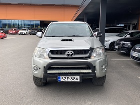 Toyota Hilux vaihtoauto