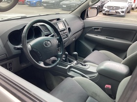 Toyota Hilux vaihtoauto