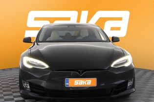 Tesla Model S vaihtoauto