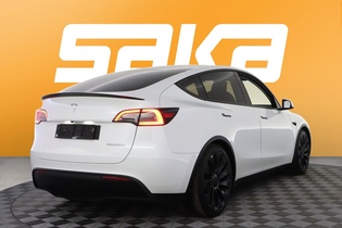 Tesla Model Y vaihtoauto