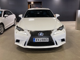 Lexus IS vaihtoauto