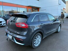 Kia Niro plug-in vaihtoauto