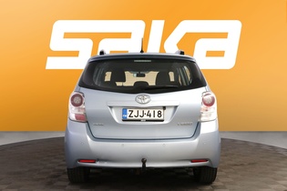 Toyota Verso vaihtoauto