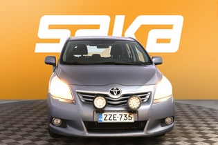 Toyota Verso vaihtoauto