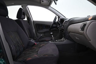 Nissan Almera vaihtoauto