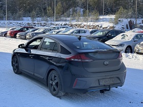Hyundai IONIQ plug-in vaihtoauto