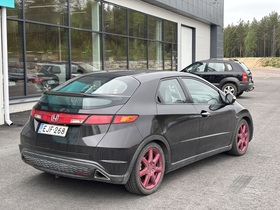 Honda Civic vaihtoauto