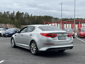 Kia Optima vaihtoauto