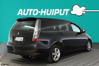 Mitsubishi Grandis vaihtoauto