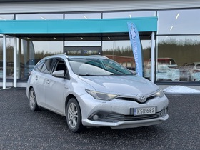 Toyota Auris vaihtoauto